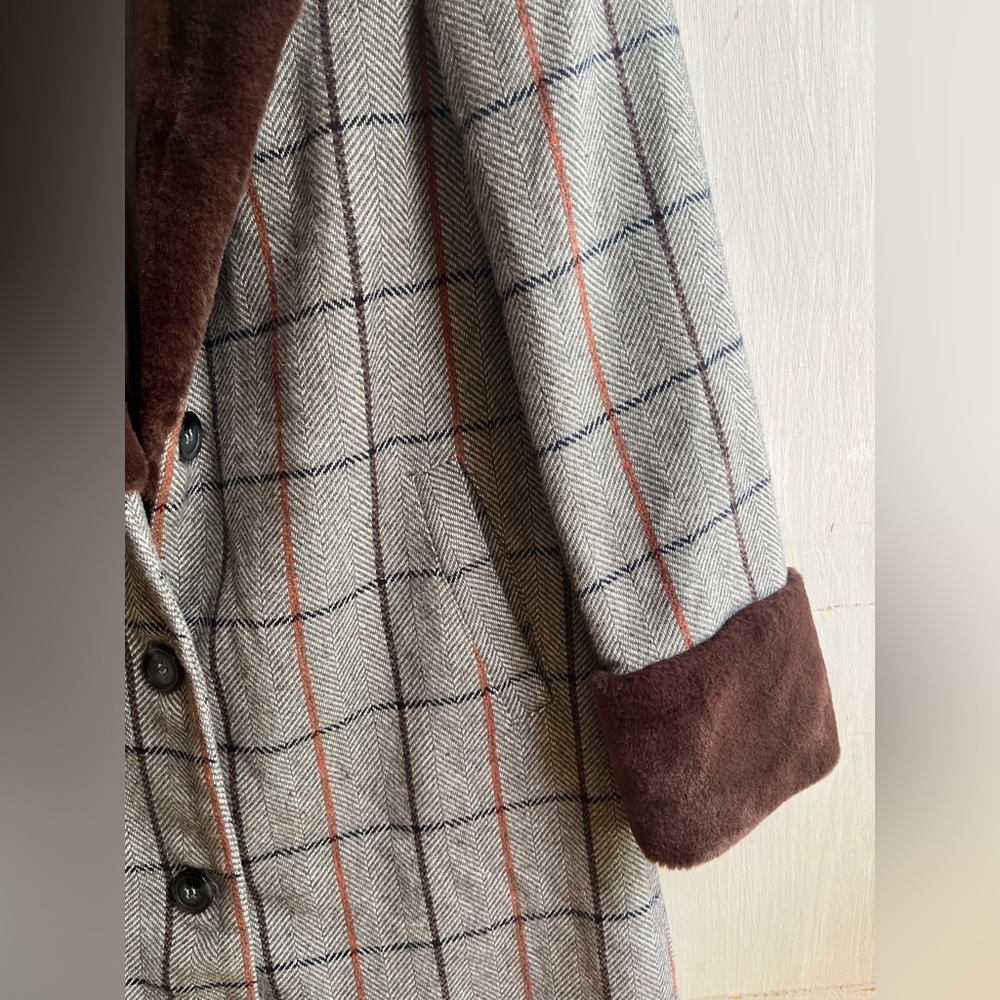 ANTHROPOLOGIE- FRENCHMAUVE Eva Faux Fur Trimmed Coat - Picture 4 of 13